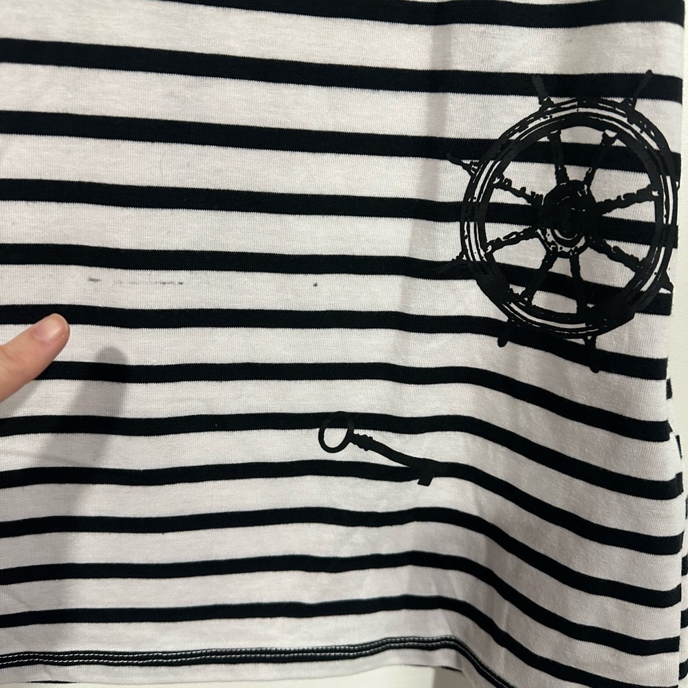 Disney Pirates of the Caribbean Dead Men Tell No Tales Striped Shirt Size Medium - Picture 6 of 6